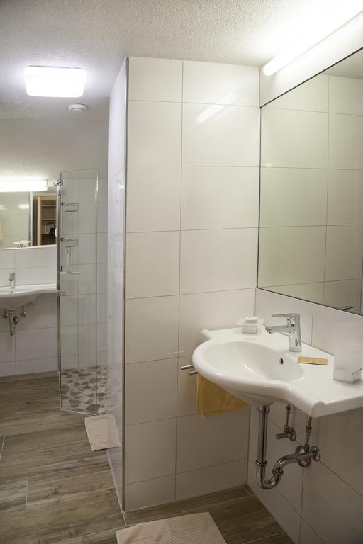 Hotel Landle Гальтюр Экстерьер фото